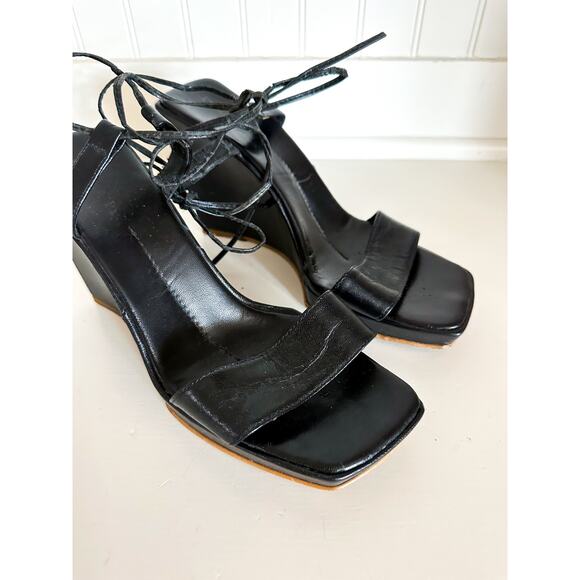 Donna Piu Leather Wrap Ankle Tie Open Toe Wedge Sandals Black $250 - Picture 2 of 7